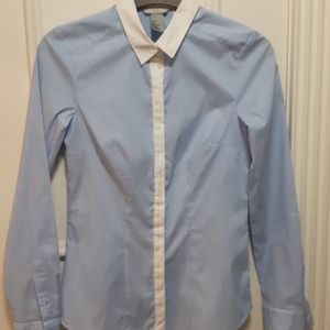 🛍️ striped shirt with white collar